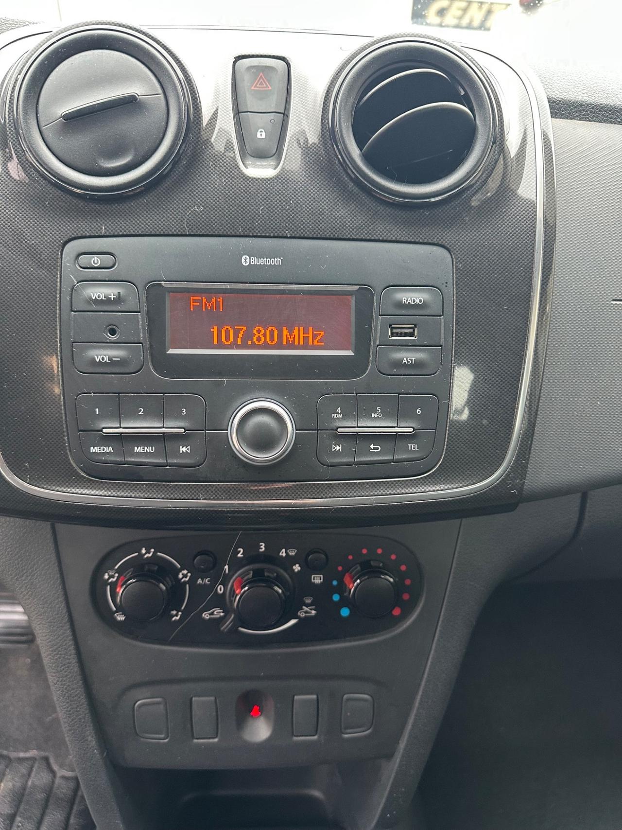 Dacia Logan MCV 1.0 SCe 12V 75CV Start&Stop Essential