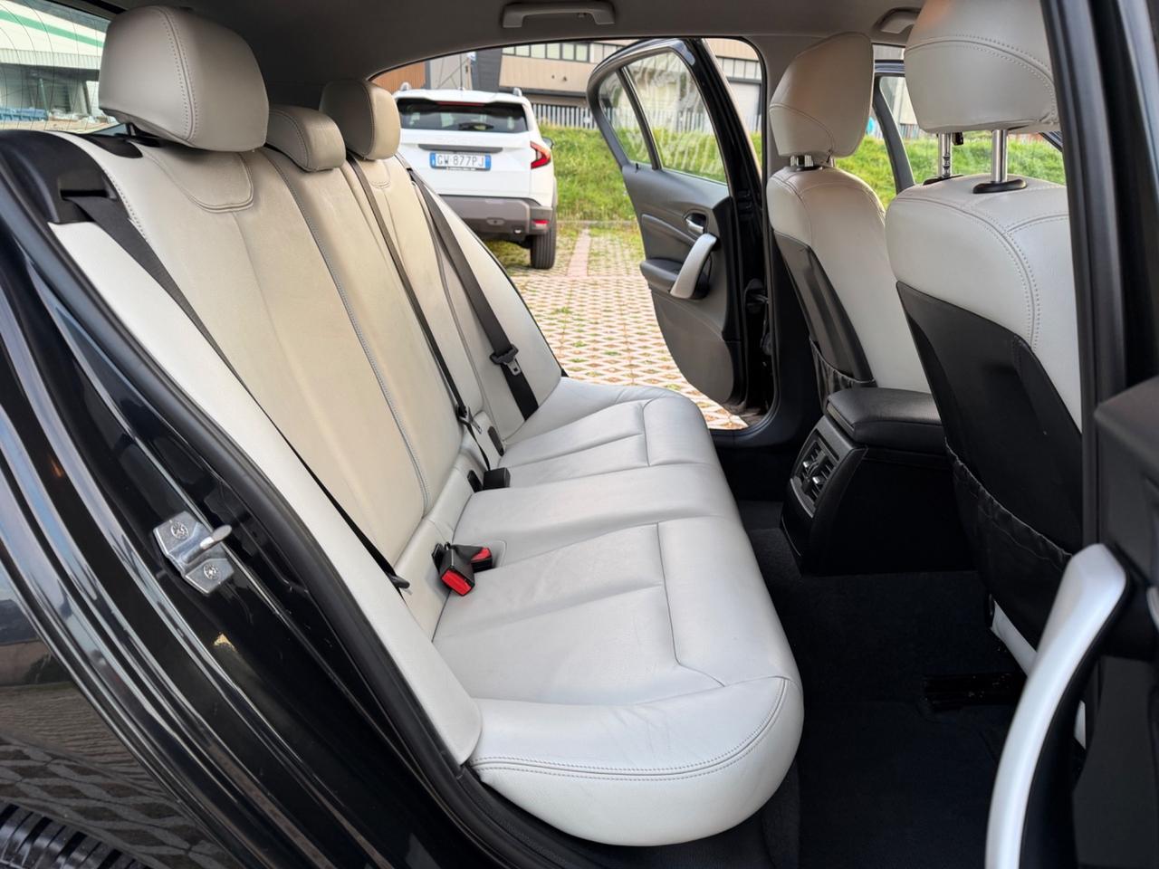 Bmw 120d 5p CATENA DISTRIBUZIONE E POMPA NUOVE