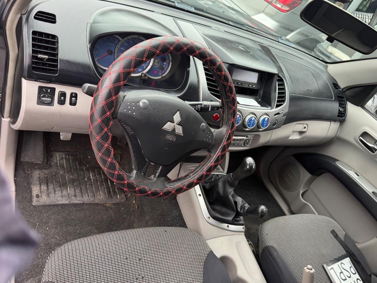 Mitsubishi L200 2.5 DI-D/136CV Double Cab Intense