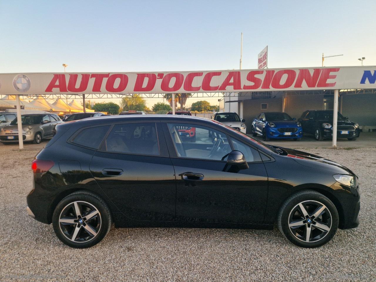 BMW 218d Active Tourer TETTO