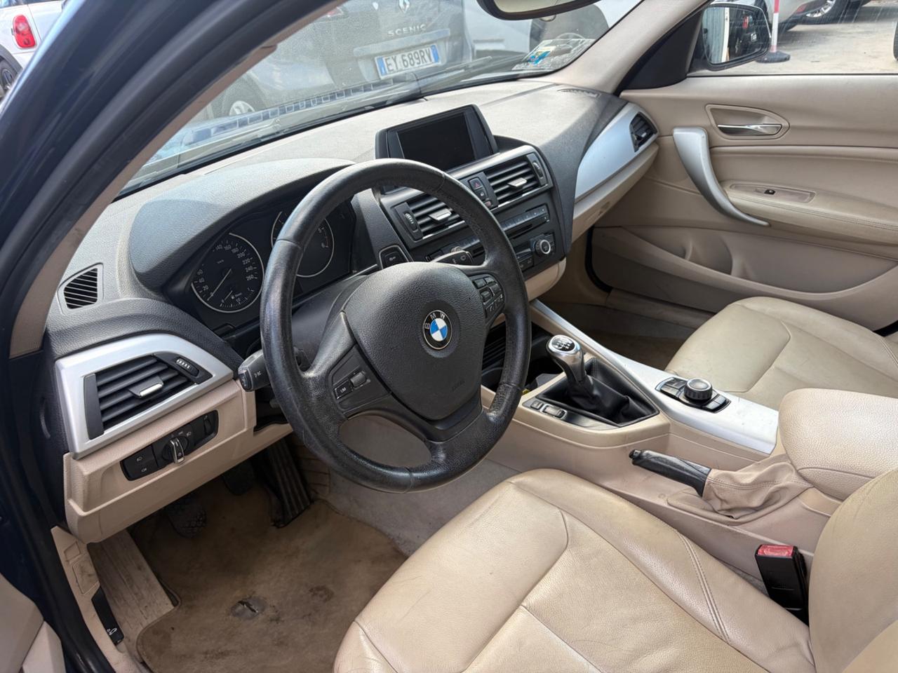 Bmw 118 118d 5p. Msport KM CERTIF