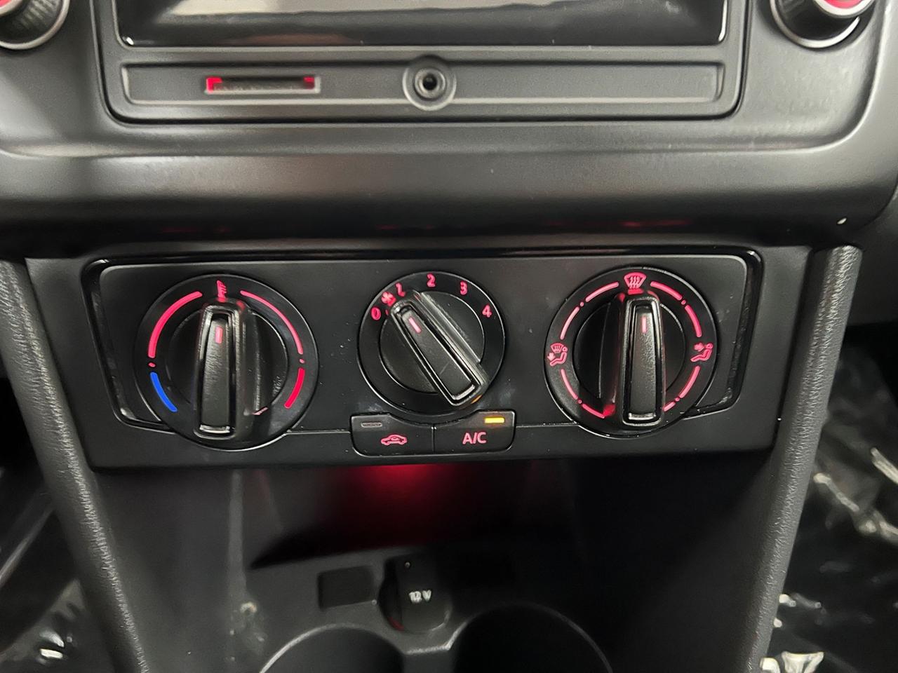 VOLKSWAGEN Polo V 2014 Polo 3p 1.0 mpi Trendline 60cv