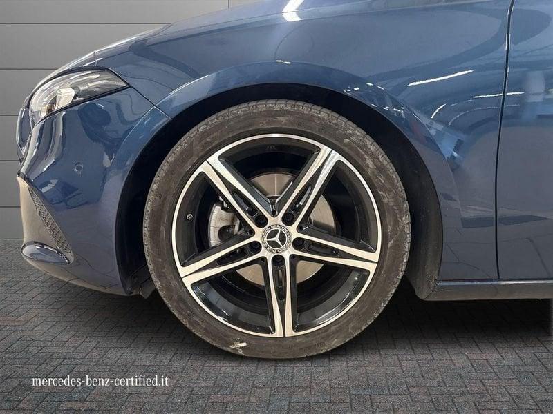 Mercedes-Benz Classe A A 180 d Sport auto