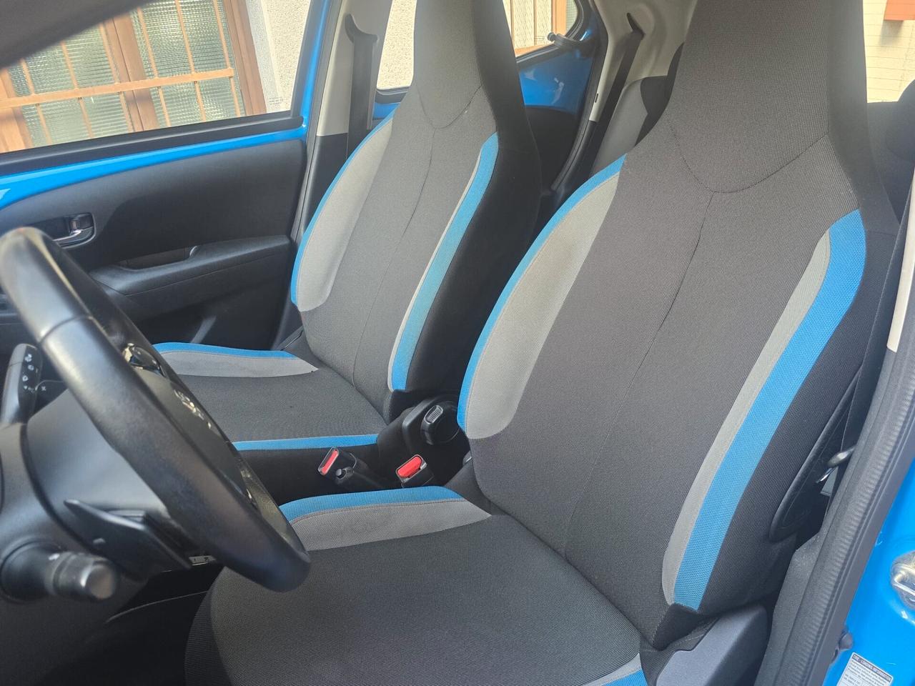 Toyota Aygo 1.0 VVT-i 69 CV 3 porte x-play MMT - FRIZIONE NUOVA...!!!!!