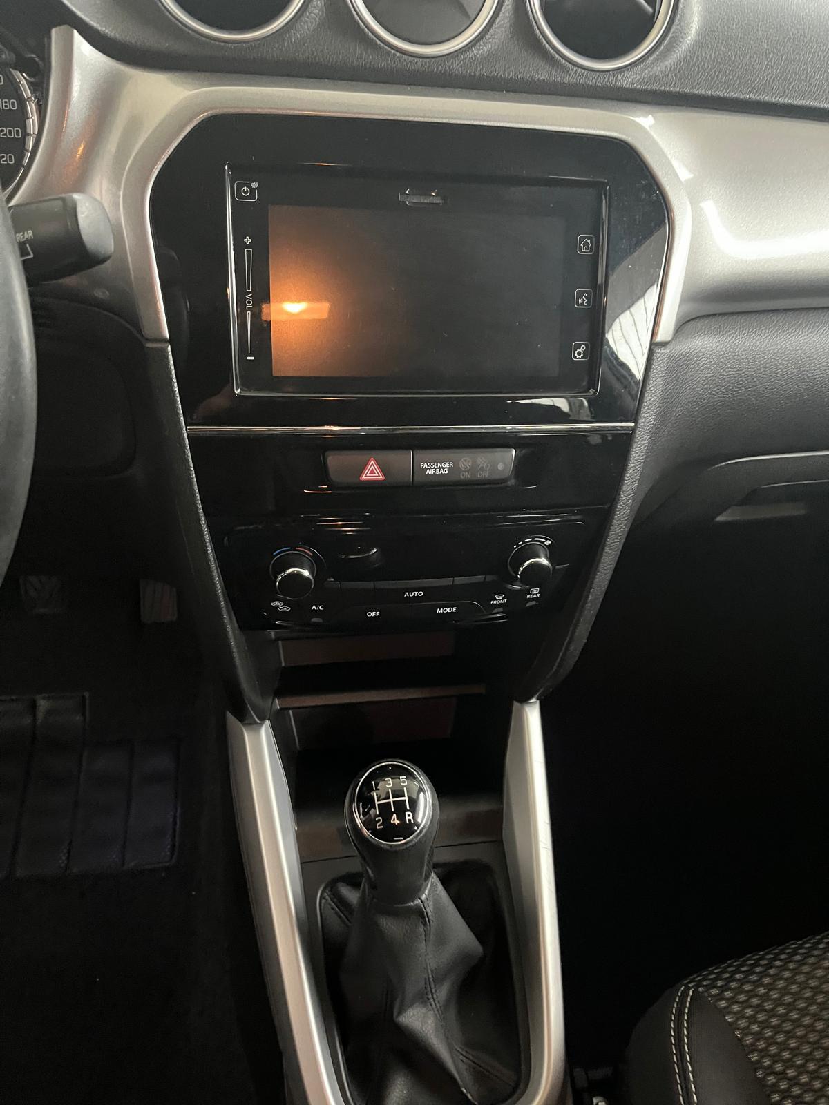 Suzuki Vitara 1.6 VVT A/T V-Top