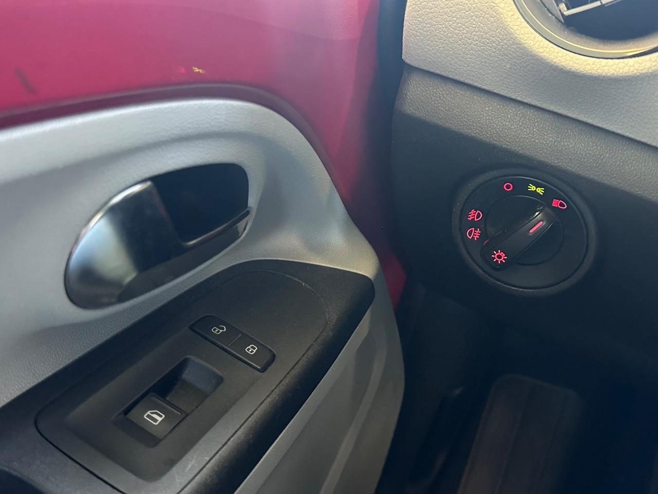 Seat Mii 1.0 5 porte Reference