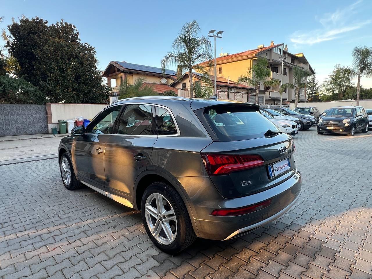 Q5 40 2.0 tdi Busines Sport quattro 190cv s-tronic