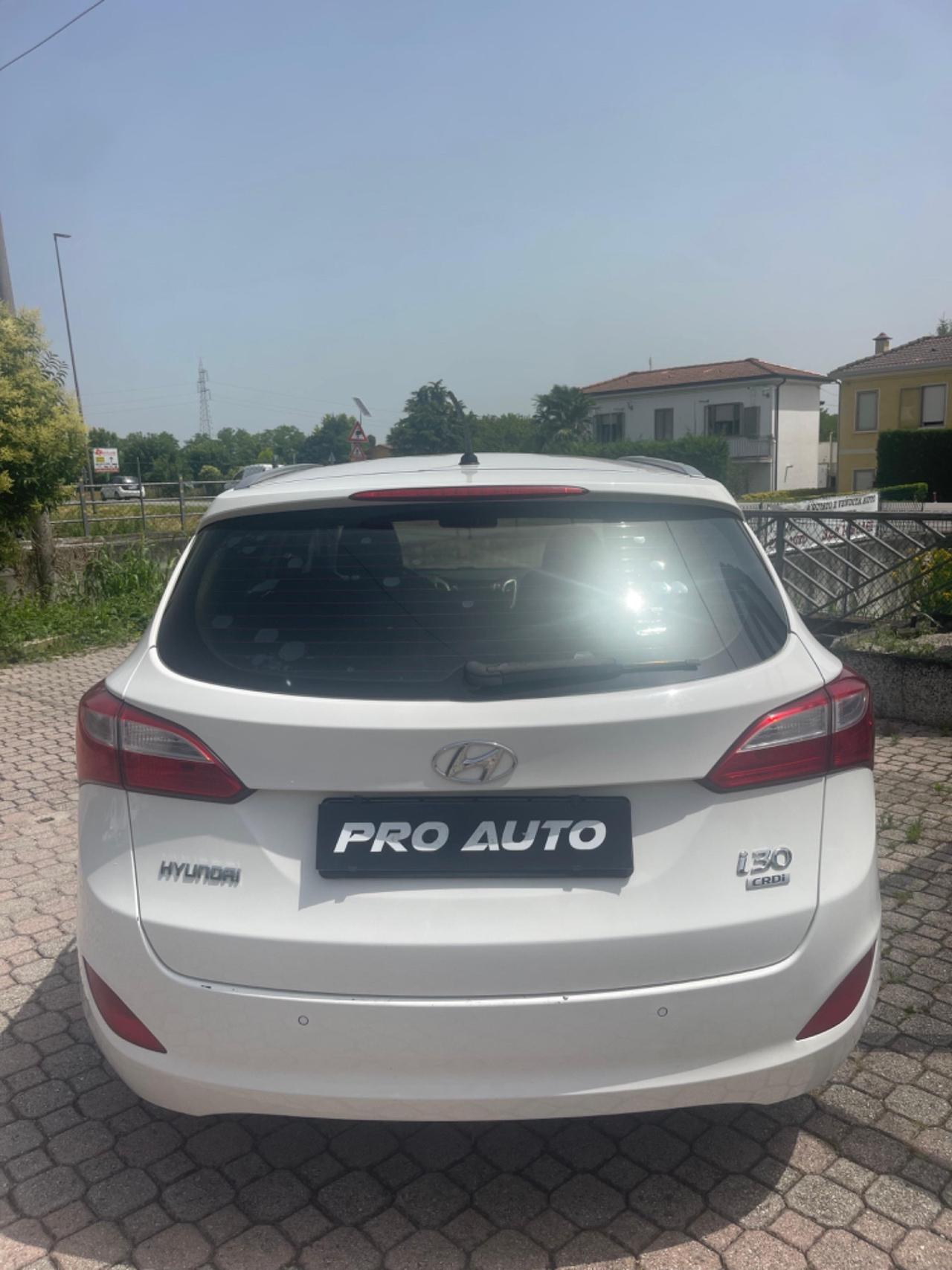 Hyundai i30 Wagon 1.6 CRDi Go! Brasil