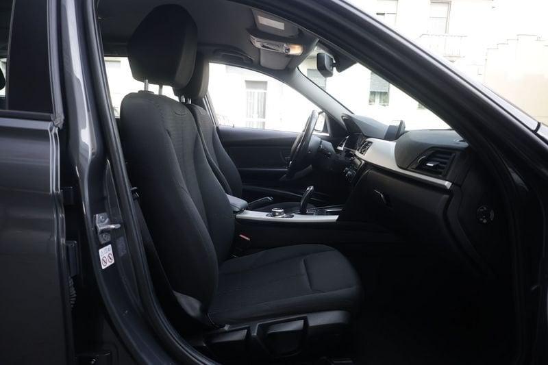 BMW Serie 3 Touring BMW Serie 3 Touring 320d xDrive Luxury Unicoproprietario
