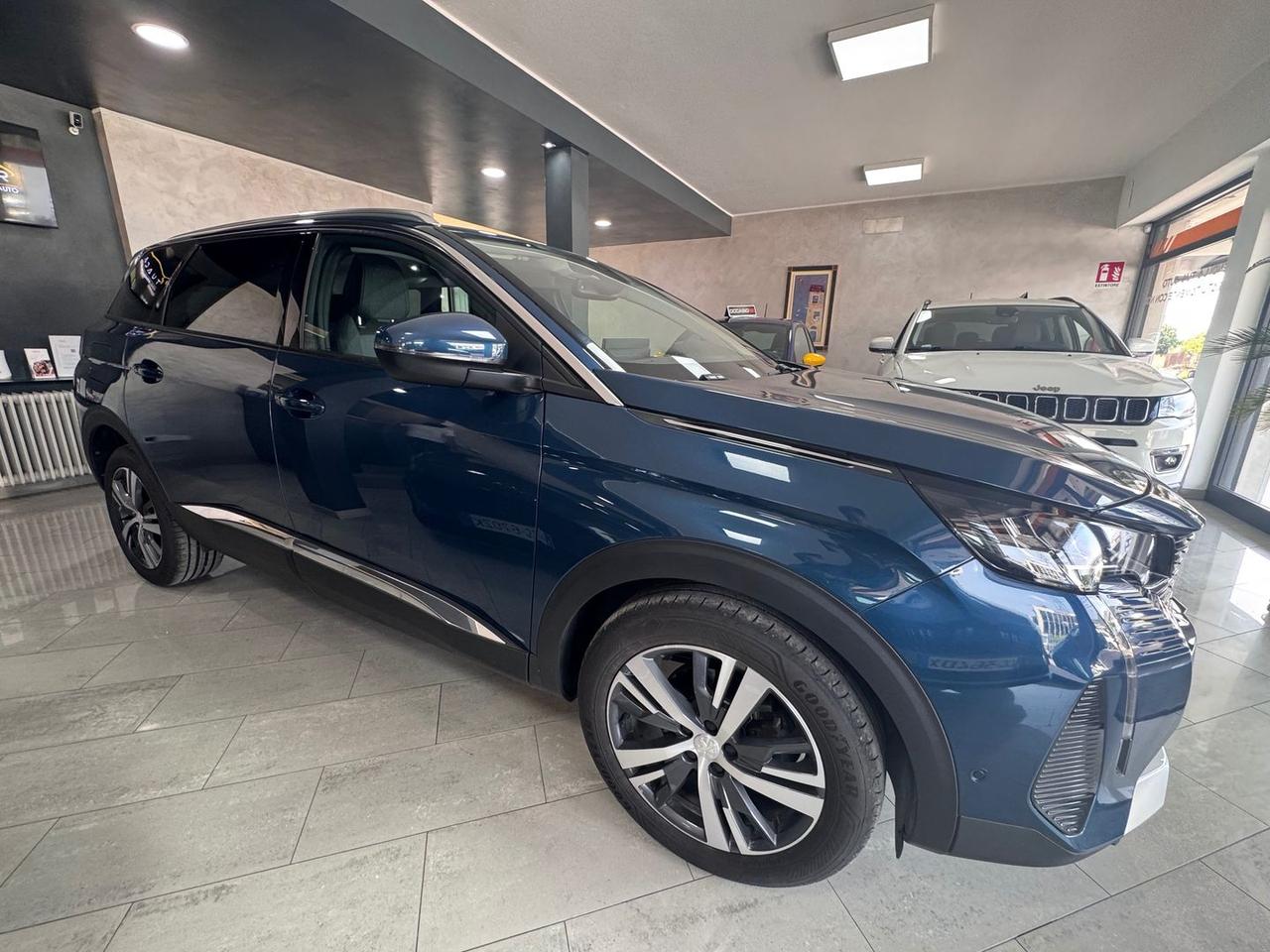Peugeot 5008 Allure 1.5 Blue HDI 130 #5923