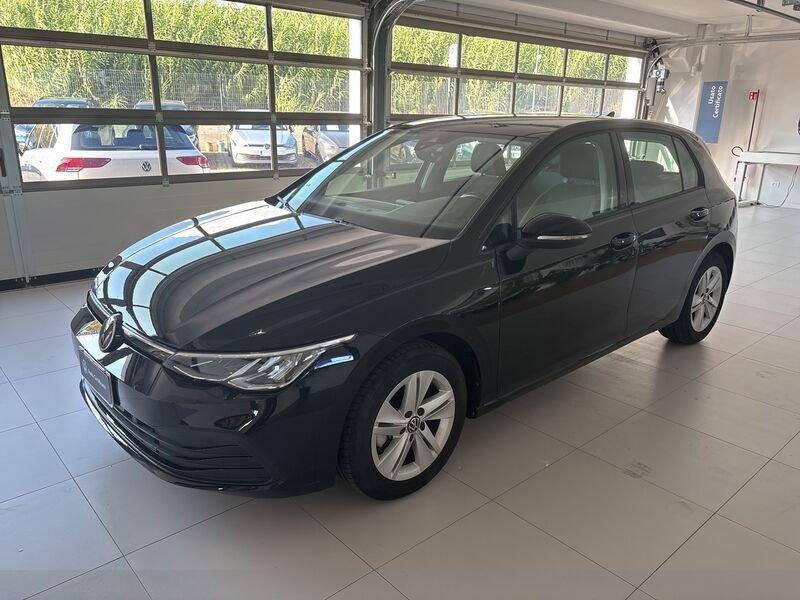 Volkswagen Golf VIII 2020 2.0 tdi Life 115cv dsg