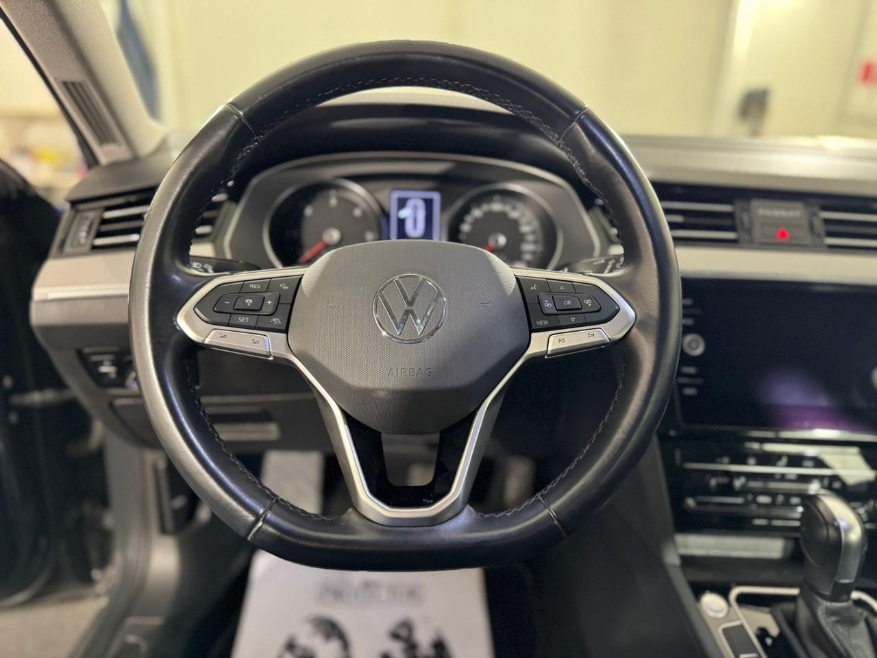 Volkswagen Passat Variant 2.0 TDI SCR EVO DSG * TUTTI TAGLIANDI CERTIFICATI VW *