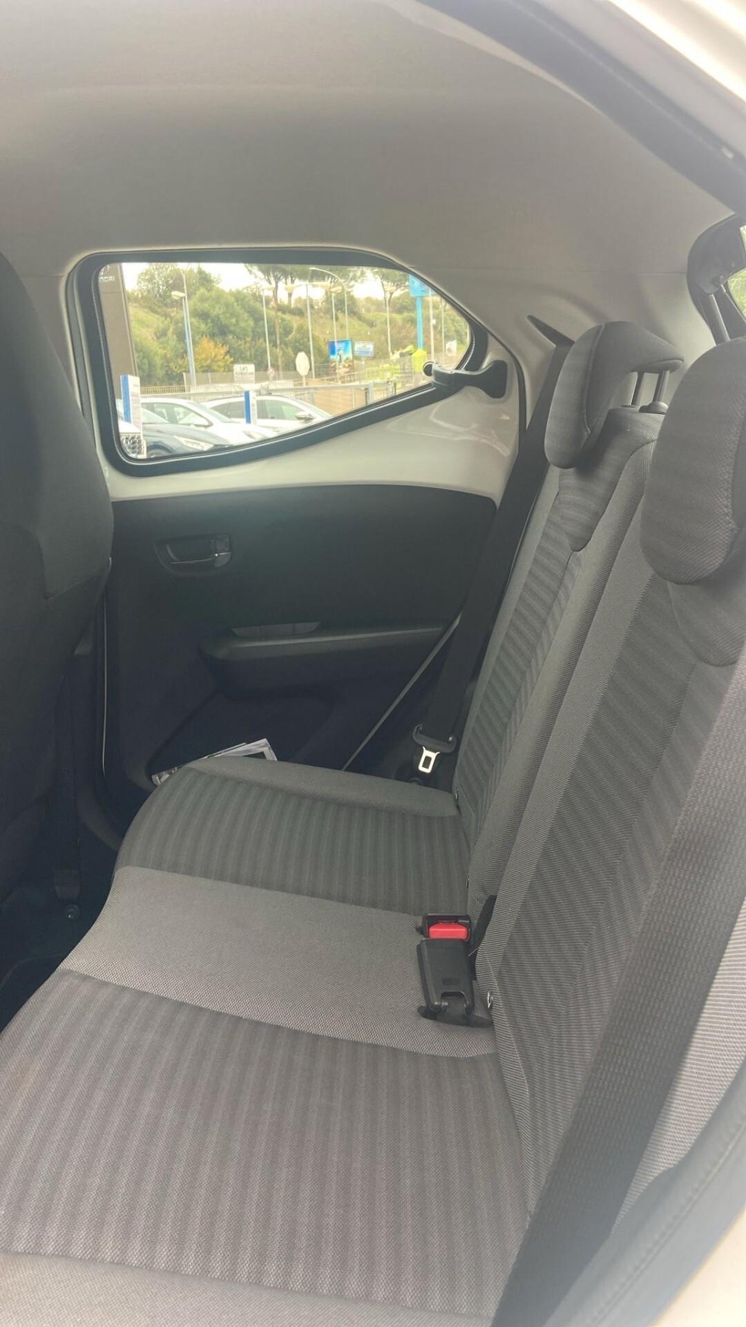 Toyota Aygo 1.0 VVT-i 72 CV 5 porte x-cite