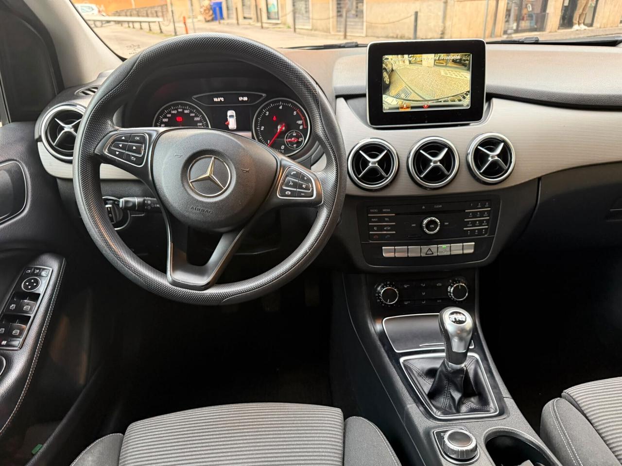 Mercedes-benz B 180D 1.5 CDI Premium