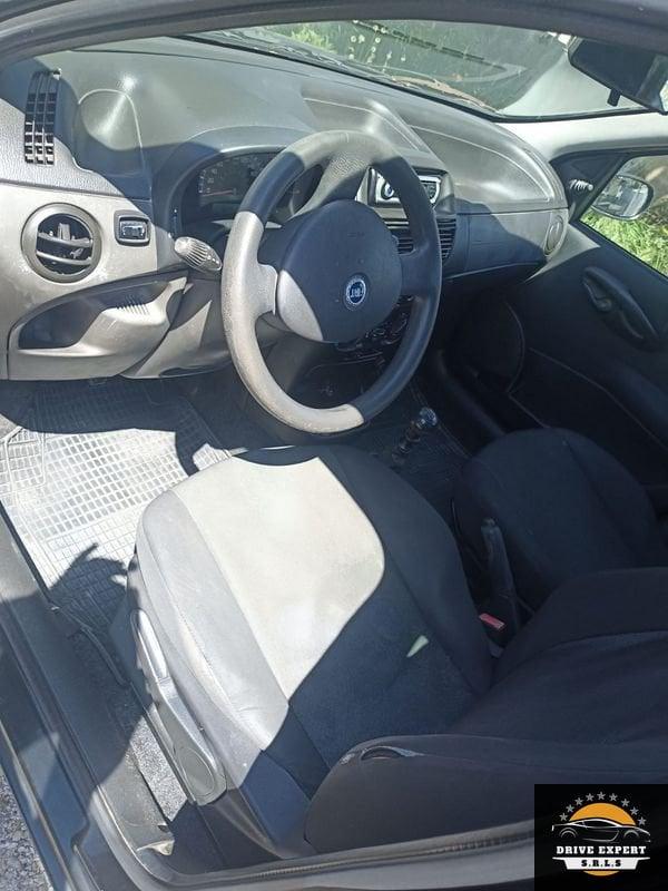 FIAT Punto Punto 1.2 5 porte Active Natural Power