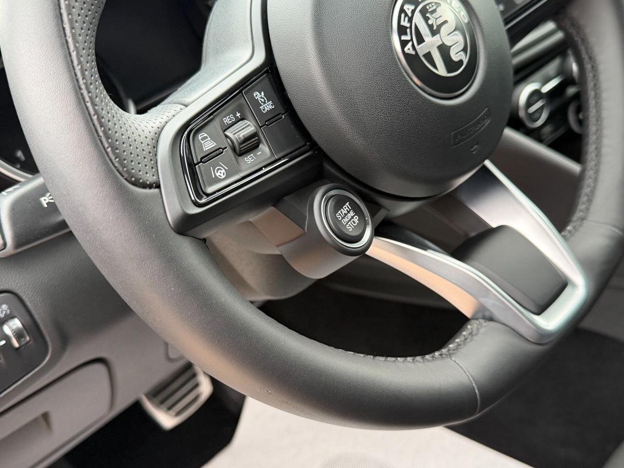 Alfa Romeo Giulia 2.2 TURBODIESEL 160 cv. AT8 SUPER BUSINESS