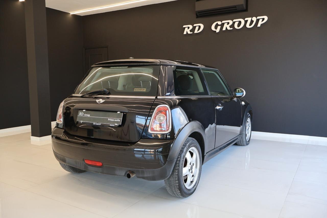 Mini 1.4 16V One ok neopatentati