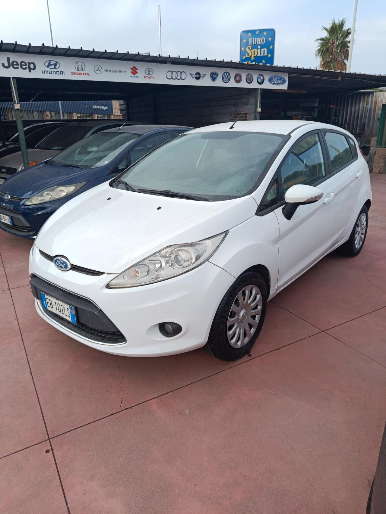 Ford Fiesta 1.4 5 porte Bz.- GPL Titanium