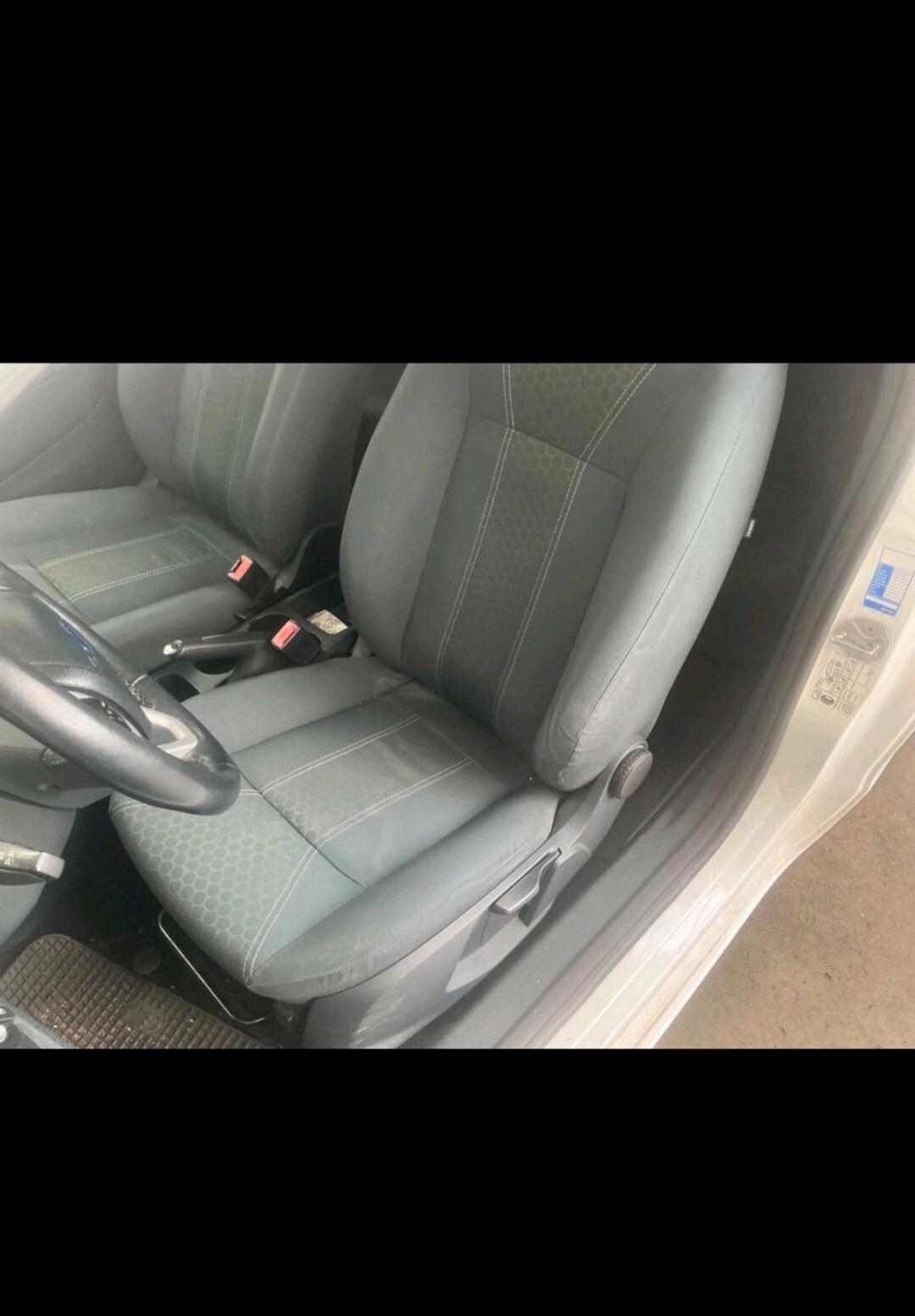 Ford Fiesta 1.4 TDCi 70CV 3 porte Titanium 2013