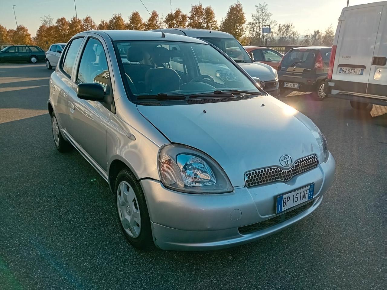 Toyota Yaris 5p 1.0 OK NEOPATENTATI