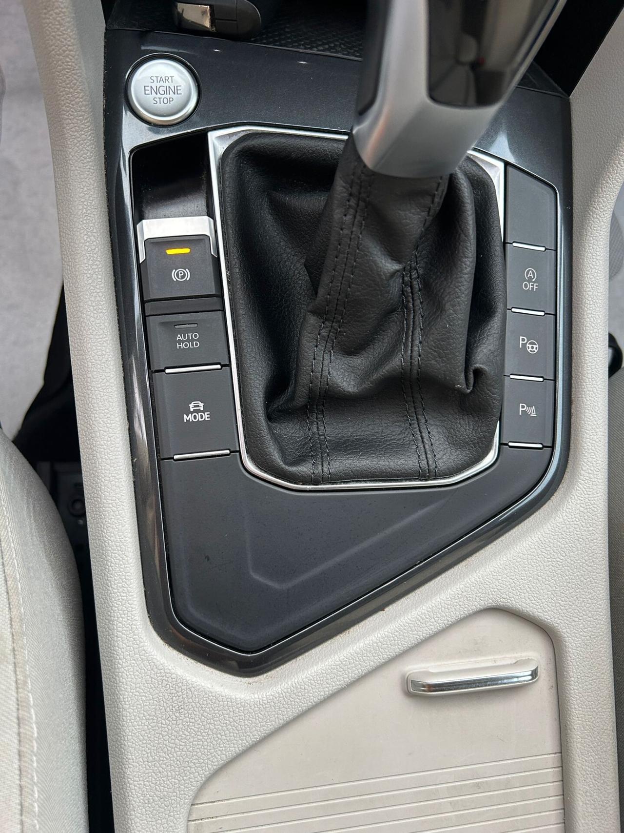 Volkswagen Tiguan Allspace 2.0 TDI 200 CV SCR DSG 4MOTION R-Line