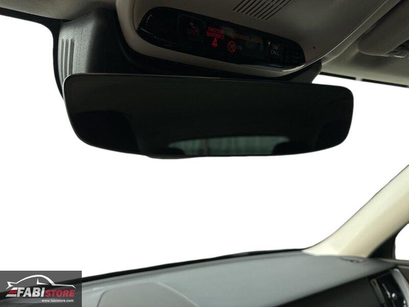 Volvo XC60 B4 AWD 211 Cv Geartronic Momentum Pro