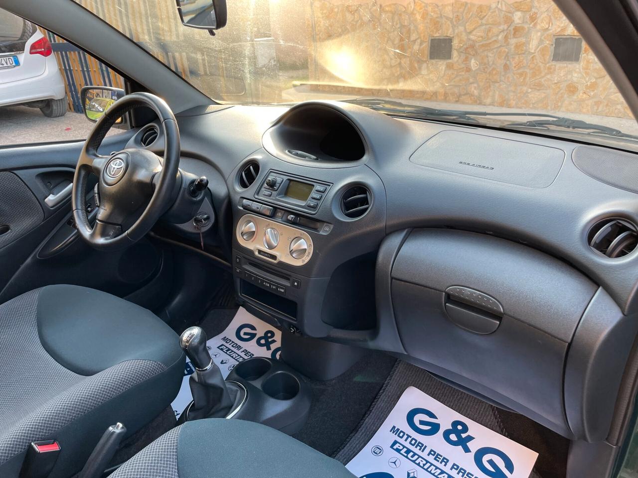Toyota Yaris 1.4 tdi D-4D cat 3 porte Sol