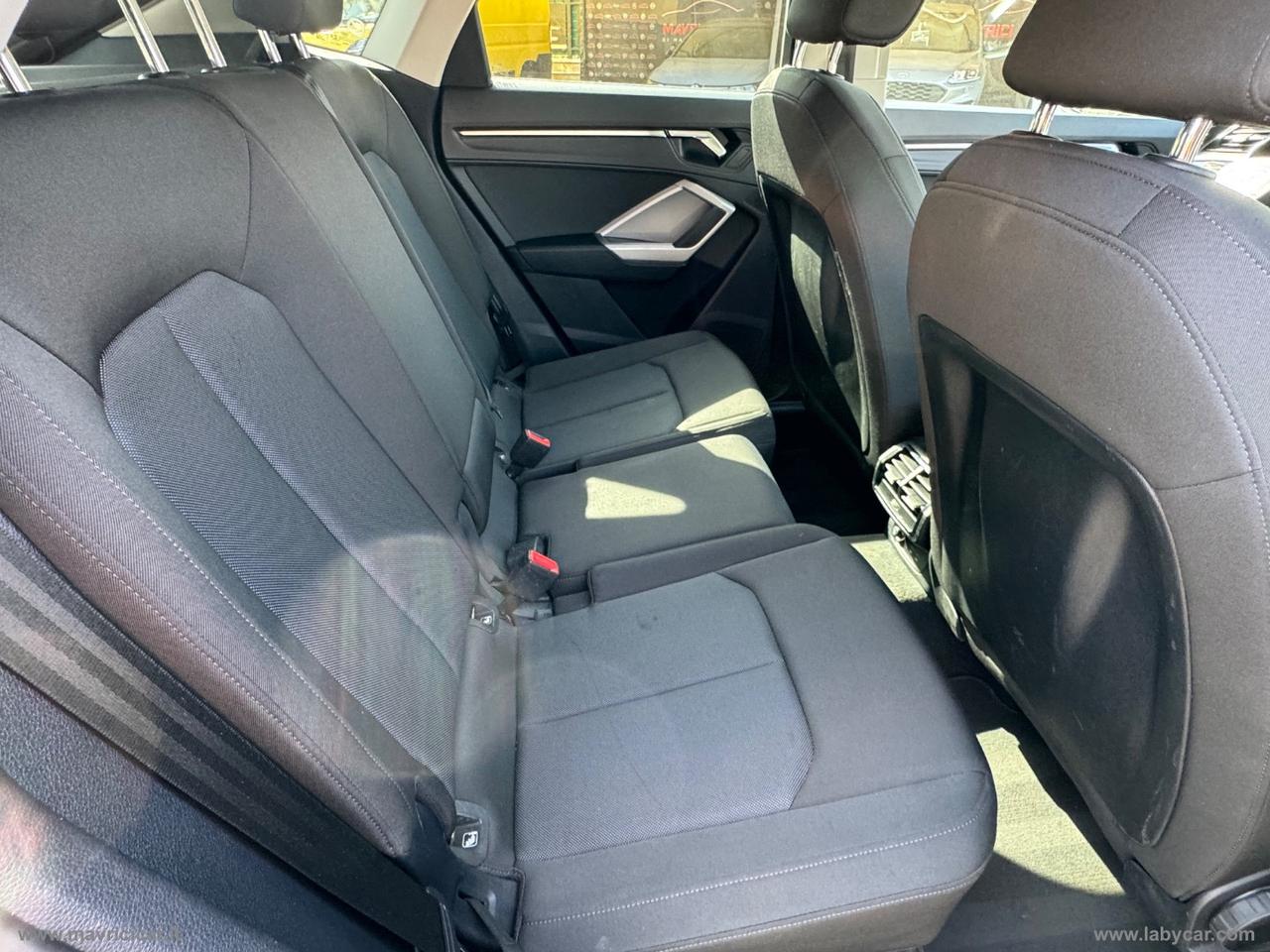 AUDI Q3 SPB 35 TDI S tronic Business Plus