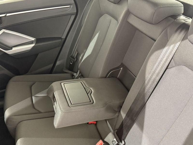 Audi Q3 45 TFSI e S tronic S Line Edition