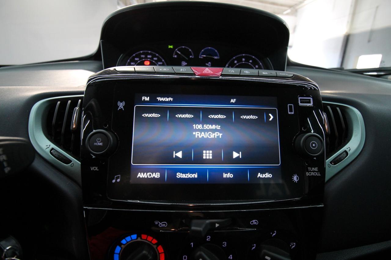 LANCIA YPSILON 1.0 70 CV HYBRID GOLD