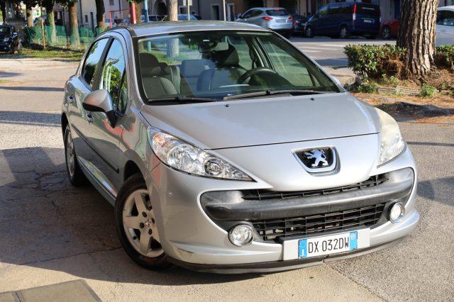 PEUGEOT 207 1.4 ECO GPL 75CV 5Porte Sport per NEOPATENTATI