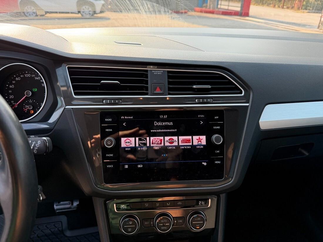 Volkswagen Tiguan 2.0 TDI SCR DSG R-LINE