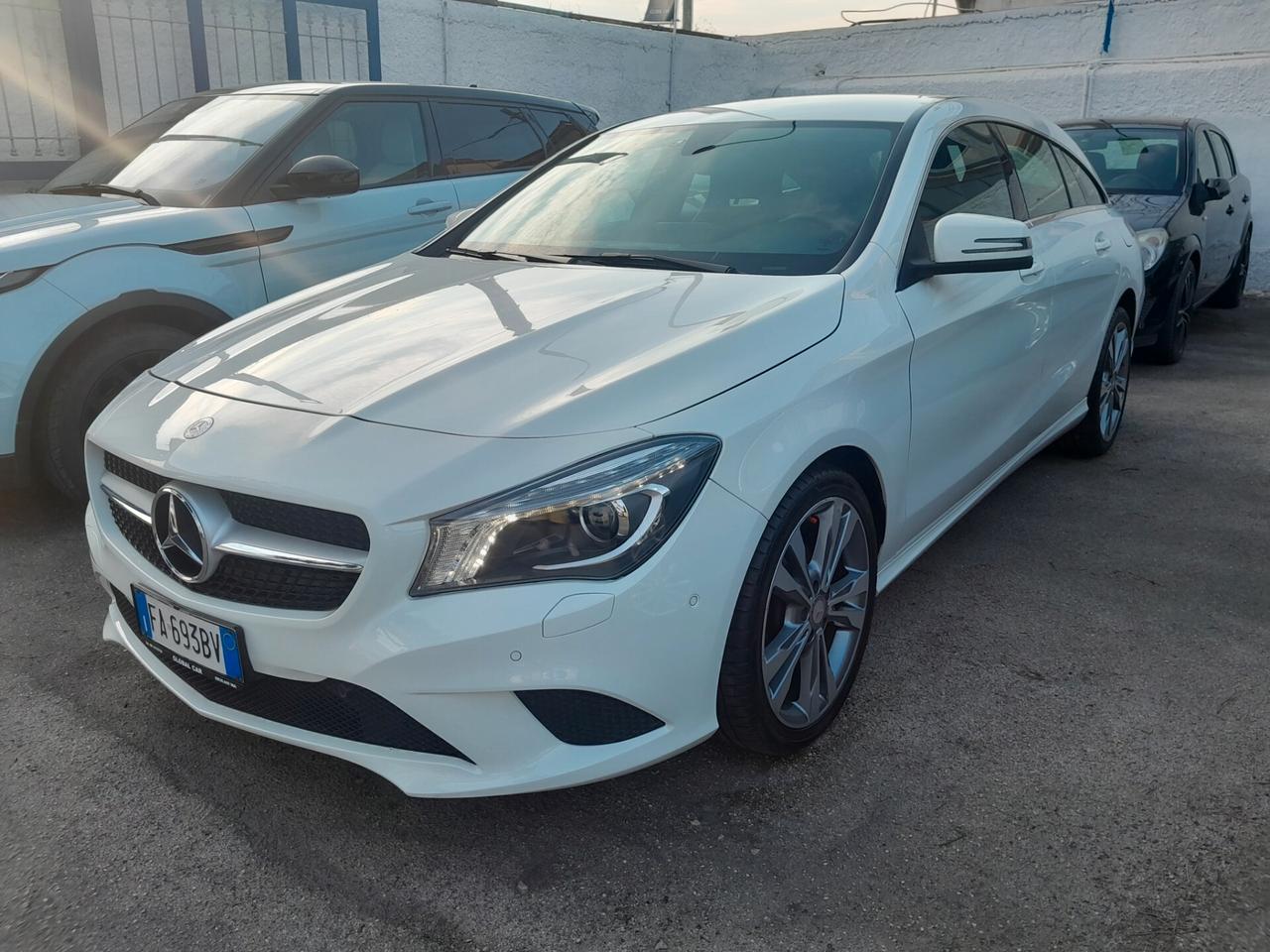 Mercedes CLA 200 d Shooting brake Premium