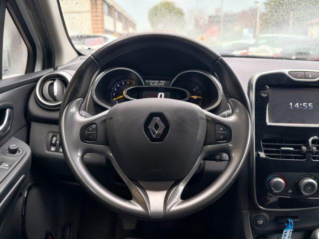 RENAULT Clio 90CV 5 porte COSTUME NATIONAL