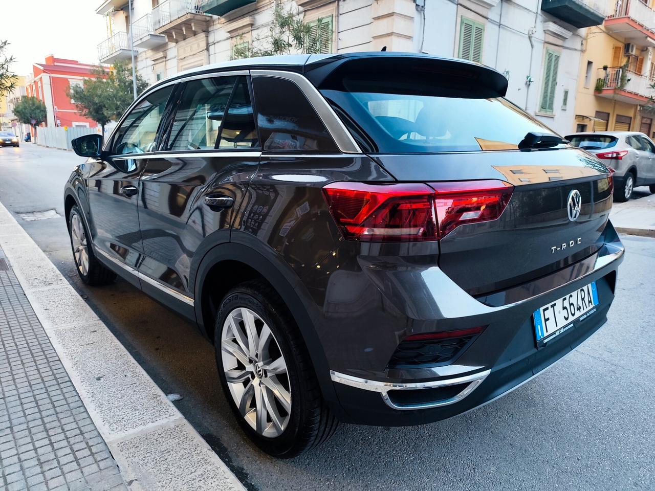 Volkswagen T-Roc 1.6 TDI 115CV DIESEL PERFETTA