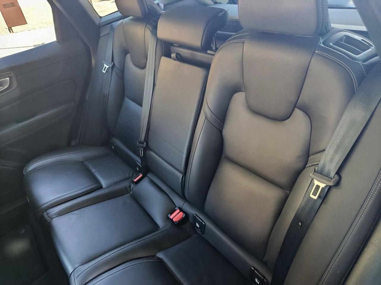 Volvo XC 60 Ultimate Dark 2.0 B4 MHEV #11036