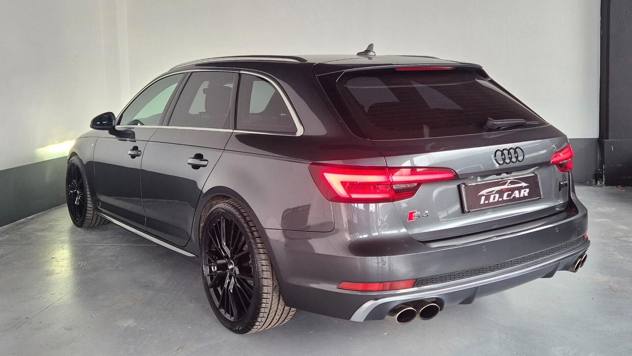 Audi A4 S4 Avant 3.0 TFSI quattro tiptronic Business