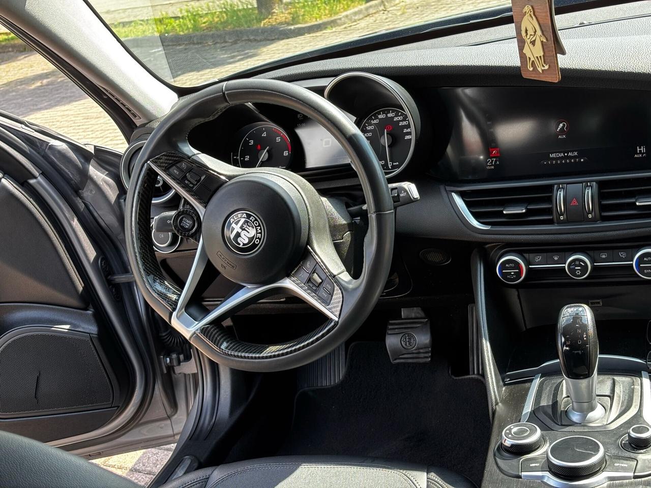 Alfa Romeo Giulia 2.2 Turbodiesel 180 CV AT8 AWD Q4 Super