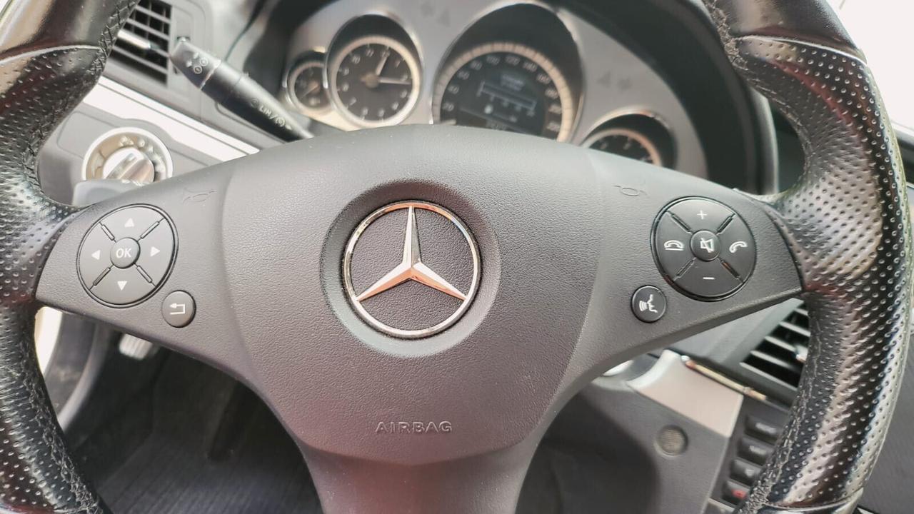IMPECCABILE-PERFETTA-Mercedes-benz E 250 CDI Coupé BlueEFFICIENCY Avantgarde