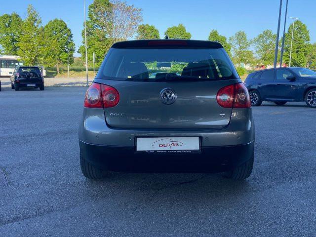 VOLKSWAGEN Golf 1.6 5P. Comfortline