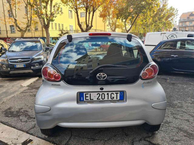 TOYOTA Aygo 1.0 VVT-i 5 porte Now Connect