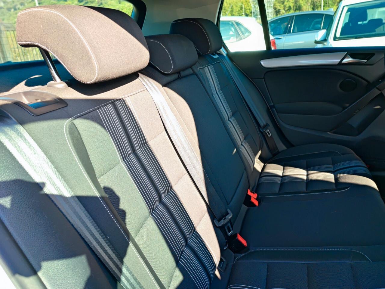 Volkswagen Golf Business 1.6 TDI 5p. Highline