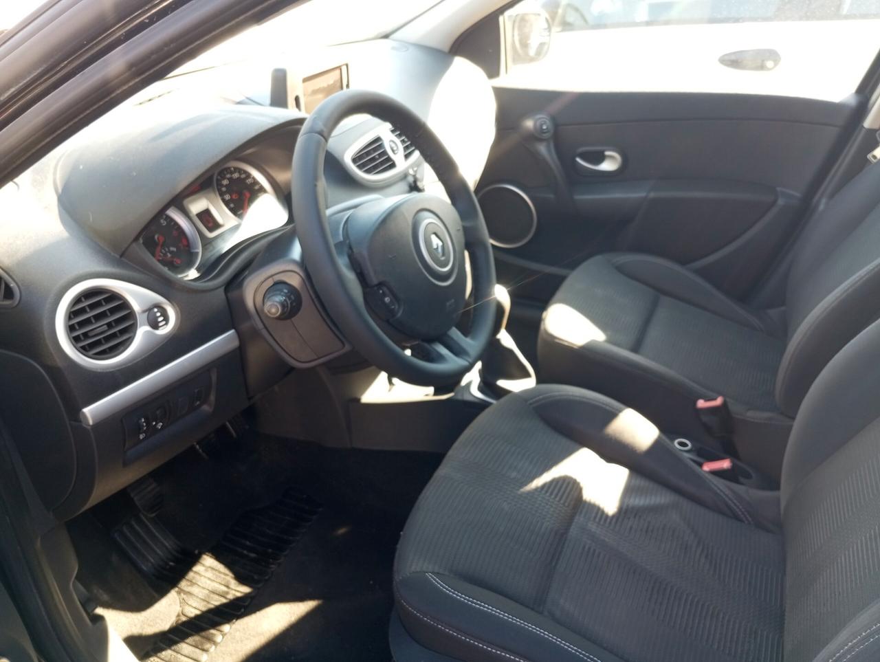 Renault Clio 1.2 16V 5 porte Confort