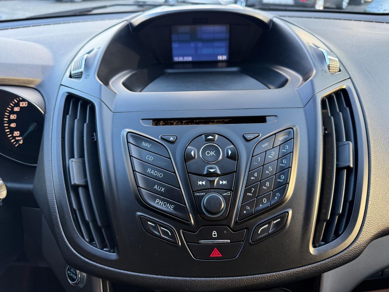 Ford Kuga 2.0 TDCI 140 CV 4WD Powershift