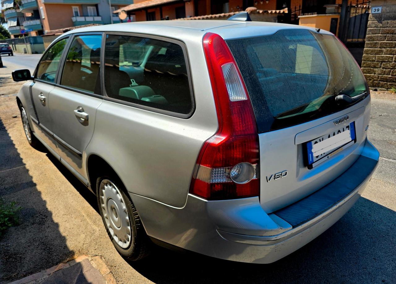 Volvo V50 2.0 D cat Momentum