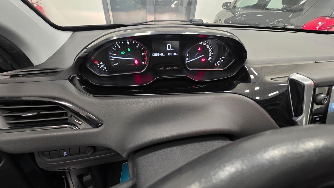 Peugeot 208 BlueHDi 75 5 porte Allure