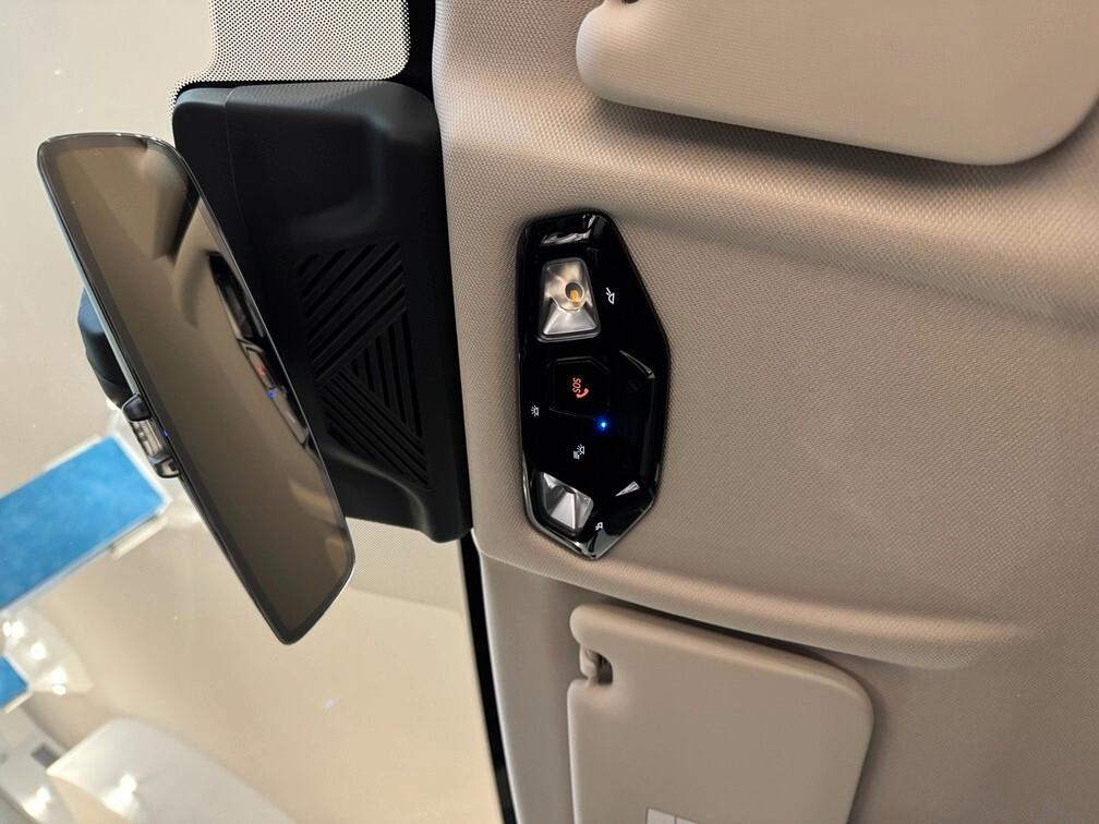 BMW X1 20i mhev 48V Advanced auto Led 17"