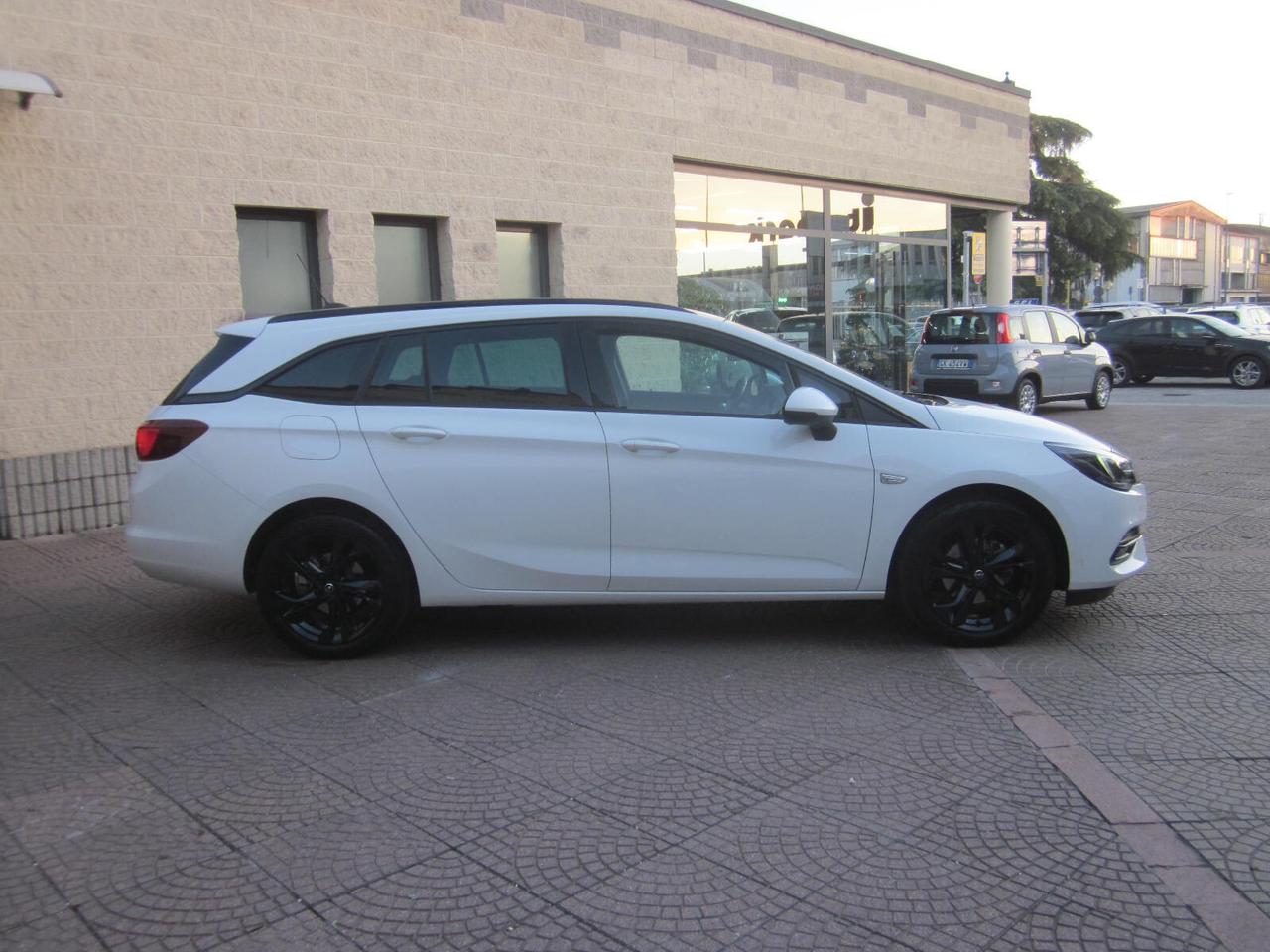 Opel Astra 1.2 Turbo 130 CV S&S Sports Tourer GS Line