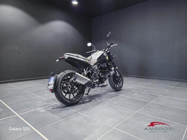 BENELLI Leoncino 250