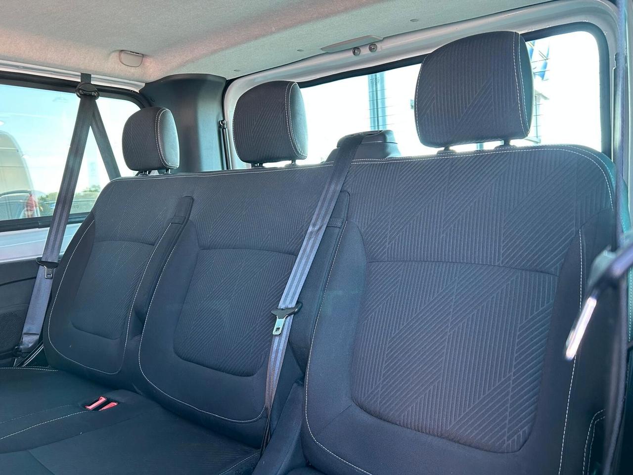 Renault Trafic T29 INTENS HEAVY 1.6 dCi PC-TN 9 posti